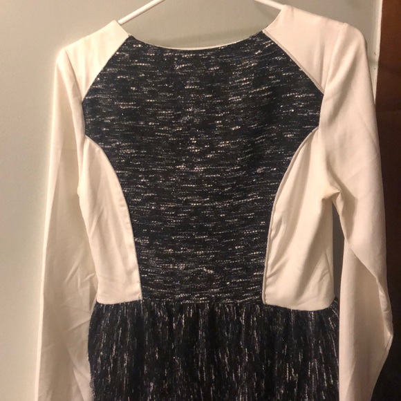 Black and white dress - Picture 4 of 4